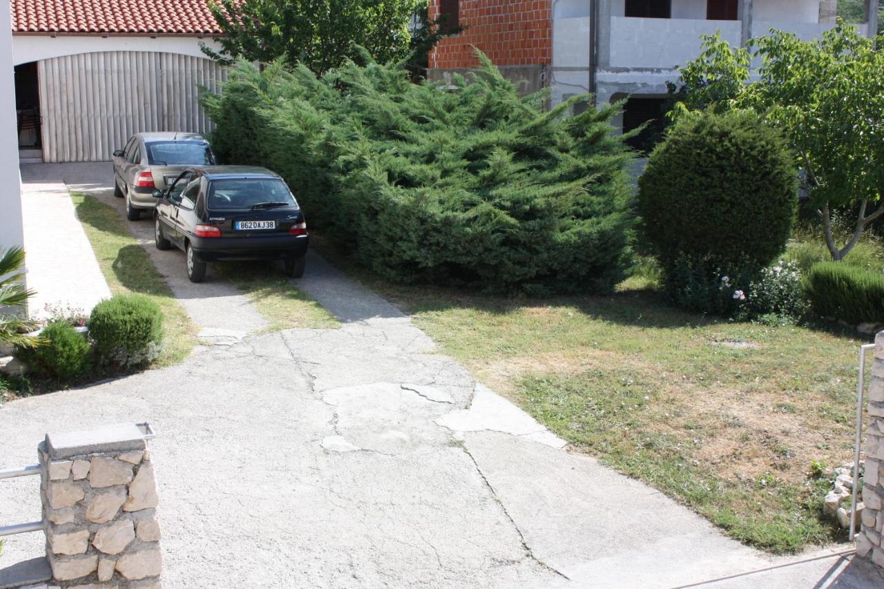 Apartment Lopar 10402A エクステリア 写真